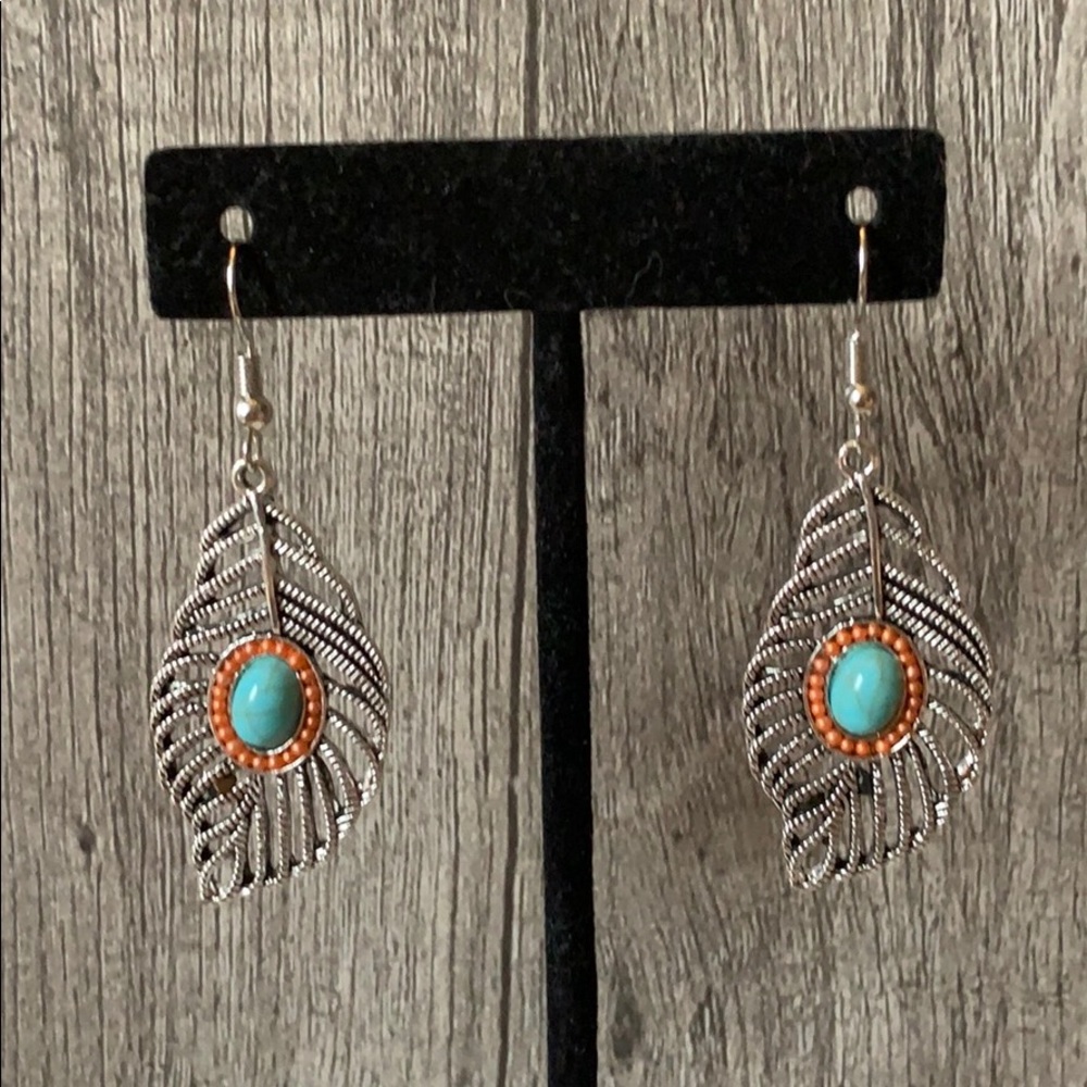 🎉 HP! 🤍 3/$15 Boho Inspired Earrings